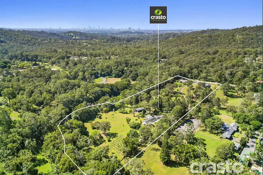 Mudgeeraba 7غرفة نوم Over 10 Acres, Private Lifestyle Retreat with Dual Living, Creek Frontage, Sheds & Endless Appeal
