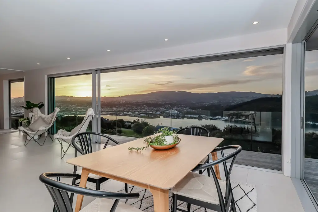 Shiel Hill 4chambre New Pricing - Chance of a Lifetime