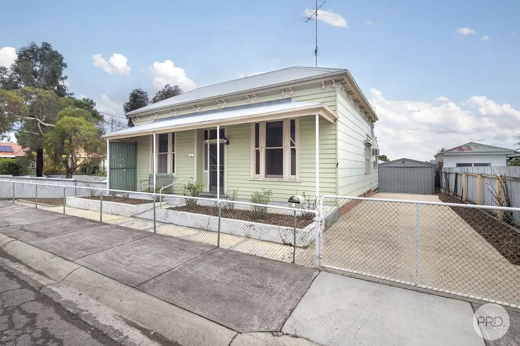 Ballarat East 3ห้องนอน A Character Home Ready for Its Next Chapter
