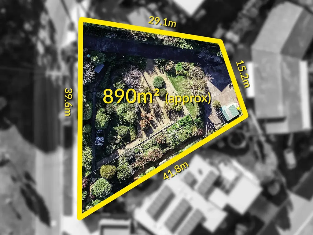 Highton  A Rare Vacant Block, Elevated with Elegant Views!