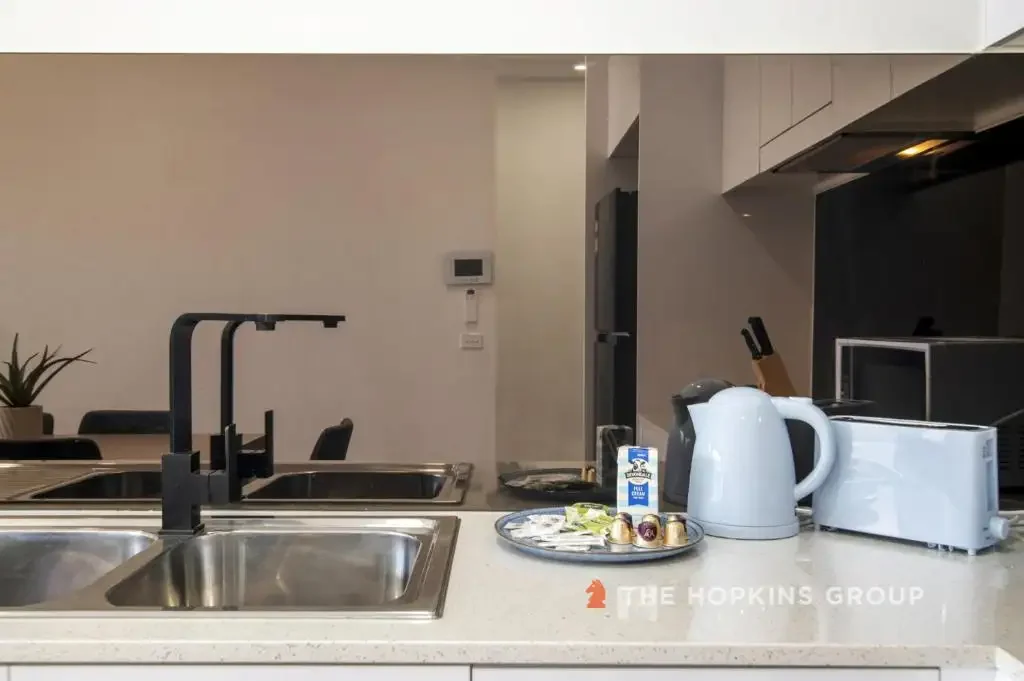 Fully Furnished 2-Bedroom Townhouse in Prime Essendon Location