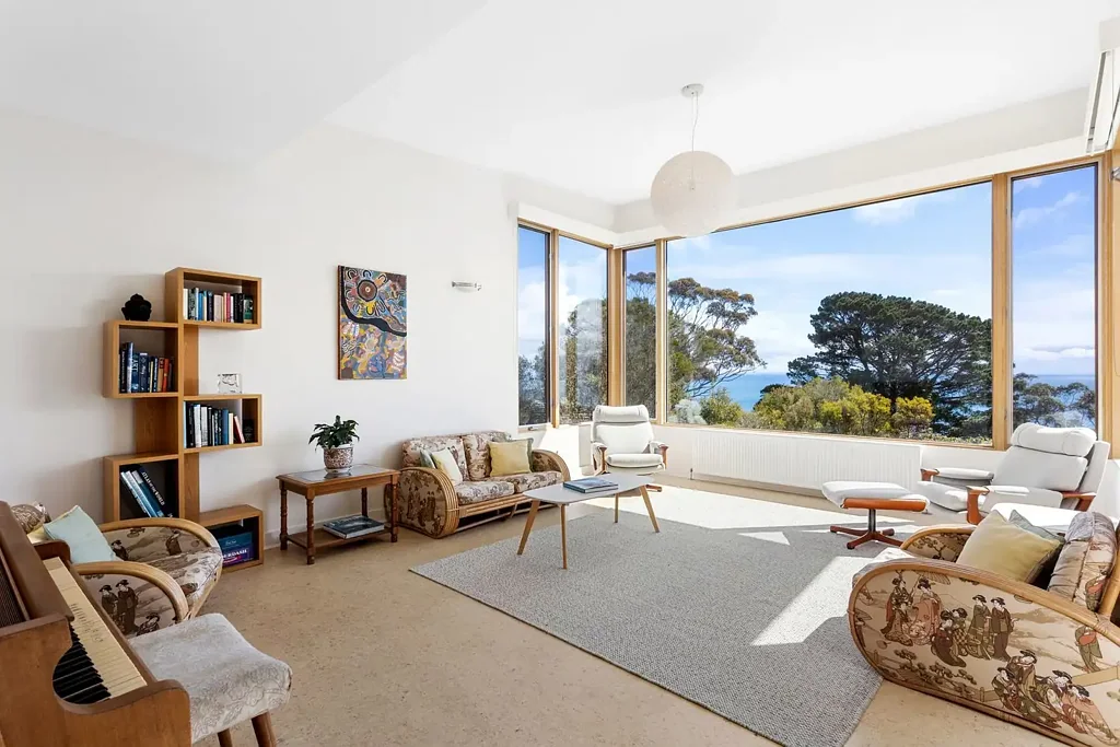 Spectacular views - 5 bedroom home