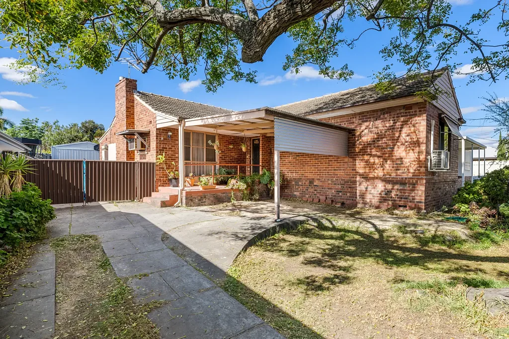 28 Radford Avenue, Clearview, SA 5085