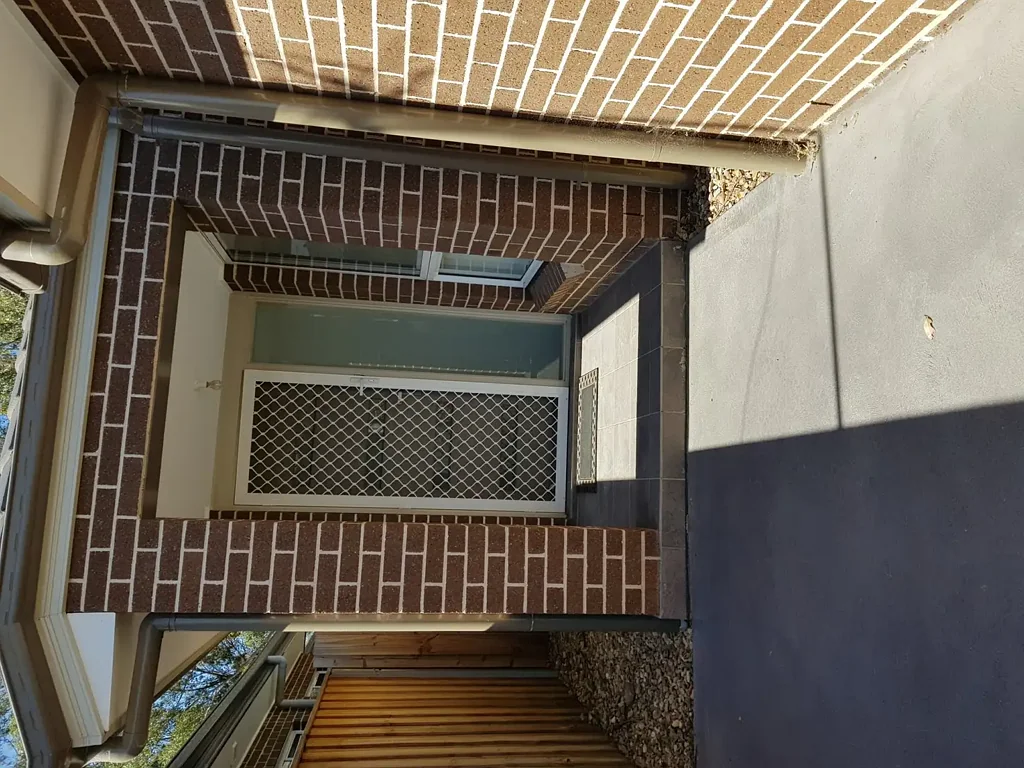 Near New 2 Bedroom Granny Flat in Leppington