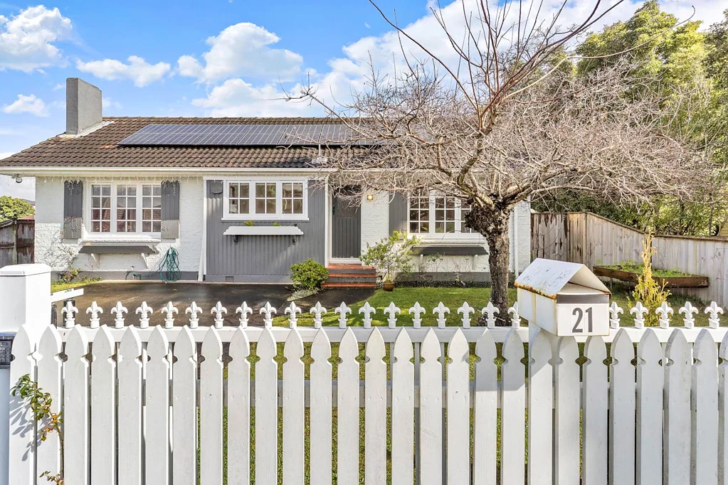 Papakura 2બેડરૂમ Sunny, Secure, and move-in ready home