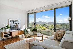 180/56 Forbes Street, Turner