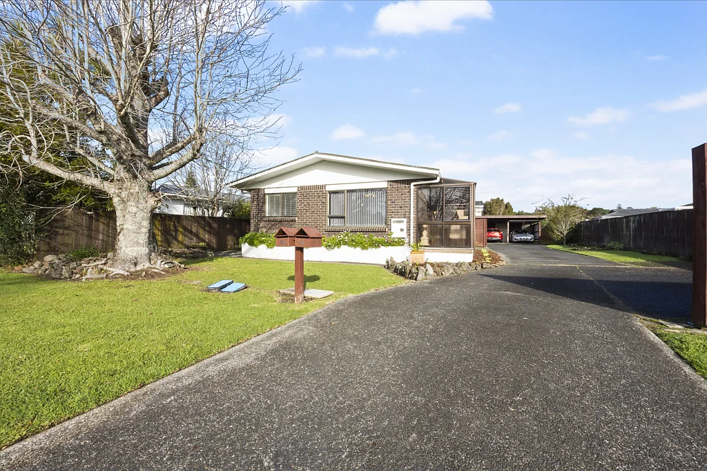 1/8 Mannering Place, Hillcrest, North Shore City, Auckland