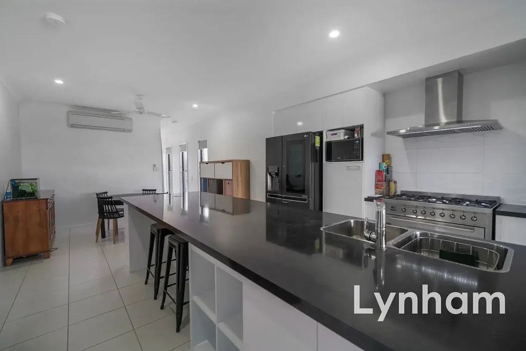 15 Cartier Circuit, Burdell, QLD 4818