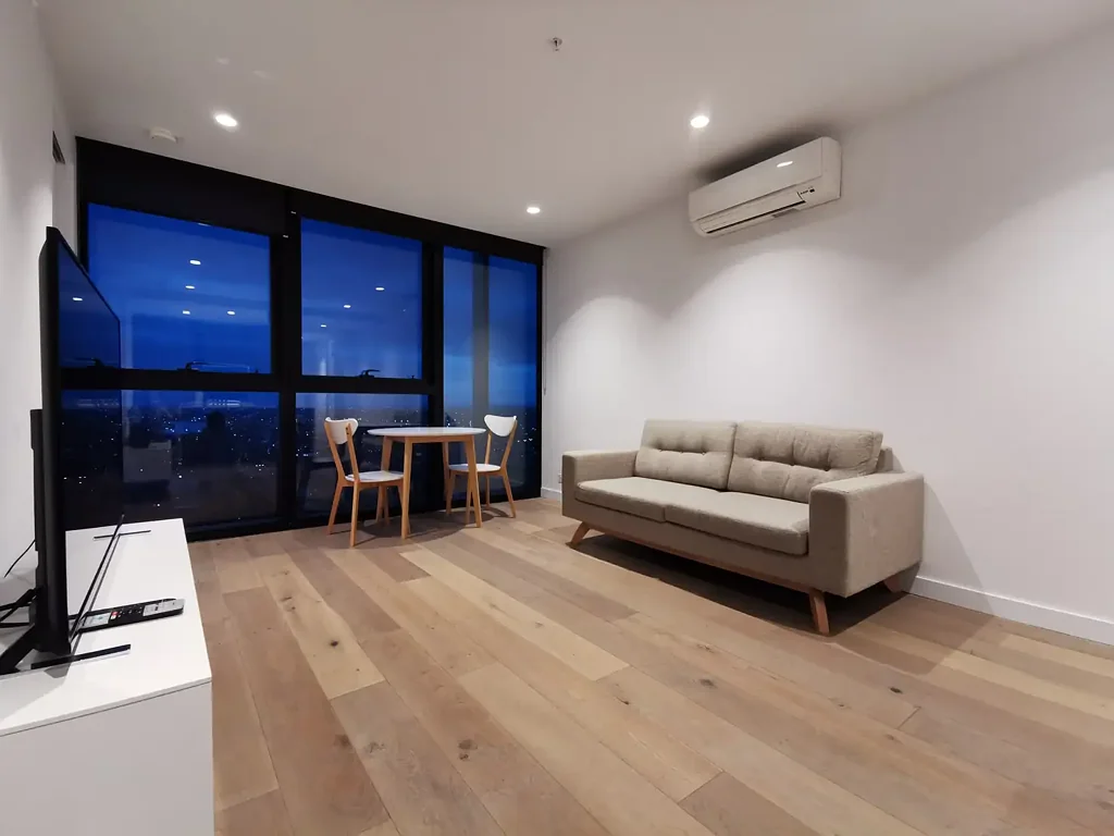 FULLY FURNISHED 2-BED APARTMENT WITH STUNNING VIEWS