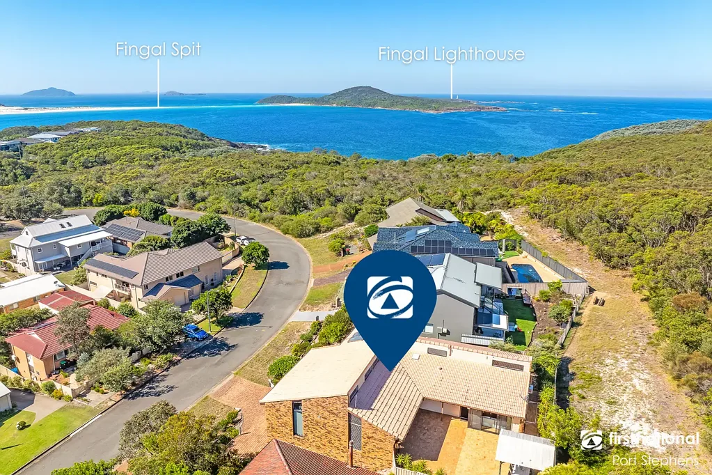 Fingal Bay 3غرفة نوم Captivating Coastal Retreat with Panoramic Ocean & Island Outlooks