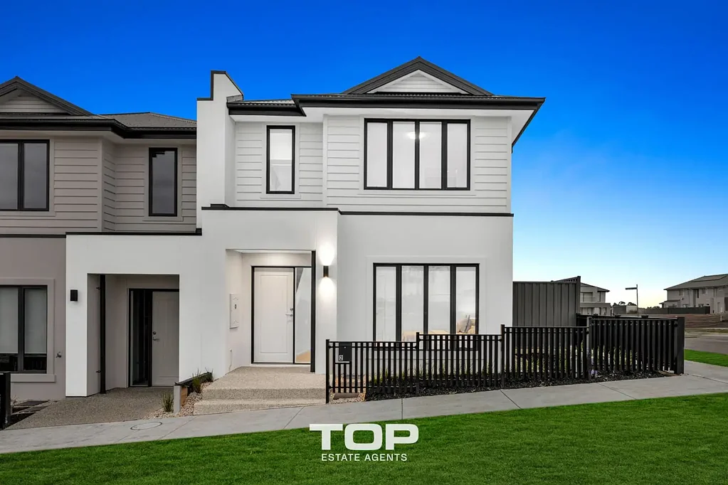 Berwick 4ห้องนอน Brand New Contemporary Townhouse in the Prestigious Minta Farm Estate