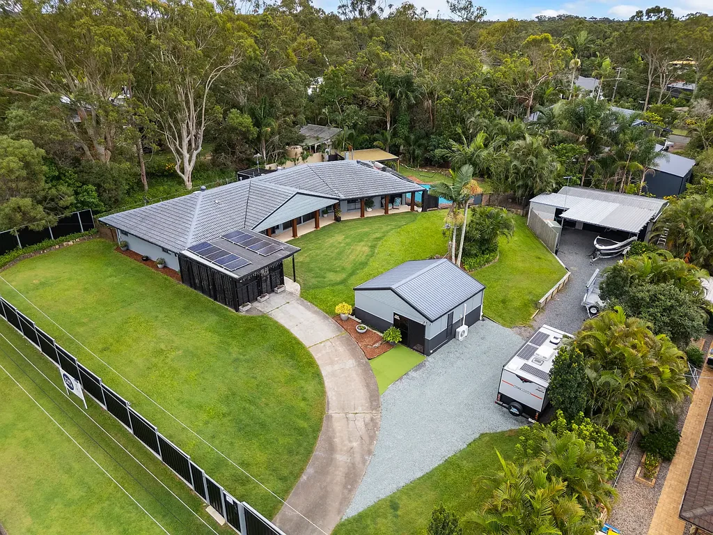 Redland Bay 5Zimmer Unique Dual Living Retreat with Studio, Shed & Pool on a 2023m² block