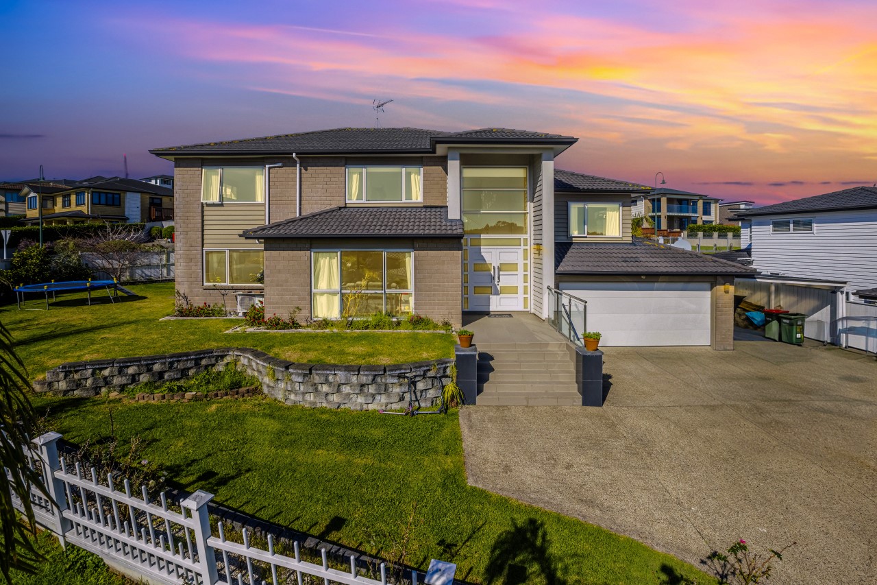 11 Henriette Place, The Gardens, Auckland - Manukau, 5 Bedrooms, 3 Bathrooms, House