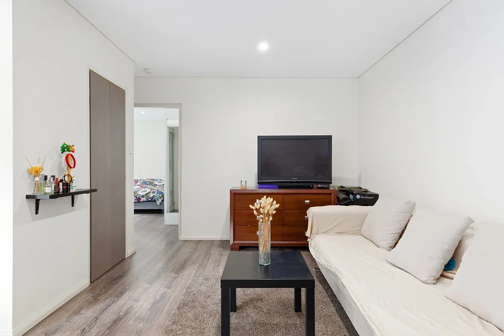Hurstville 1બેડરૂમ Spacious North-Facing Apartment with Low Strata in the Heart of Hurstville