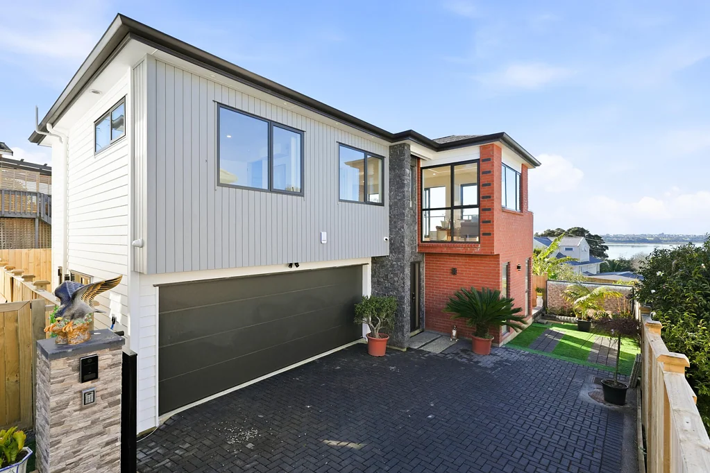 Northcote 5房  Brand New Luxury Living with Panoramic Views