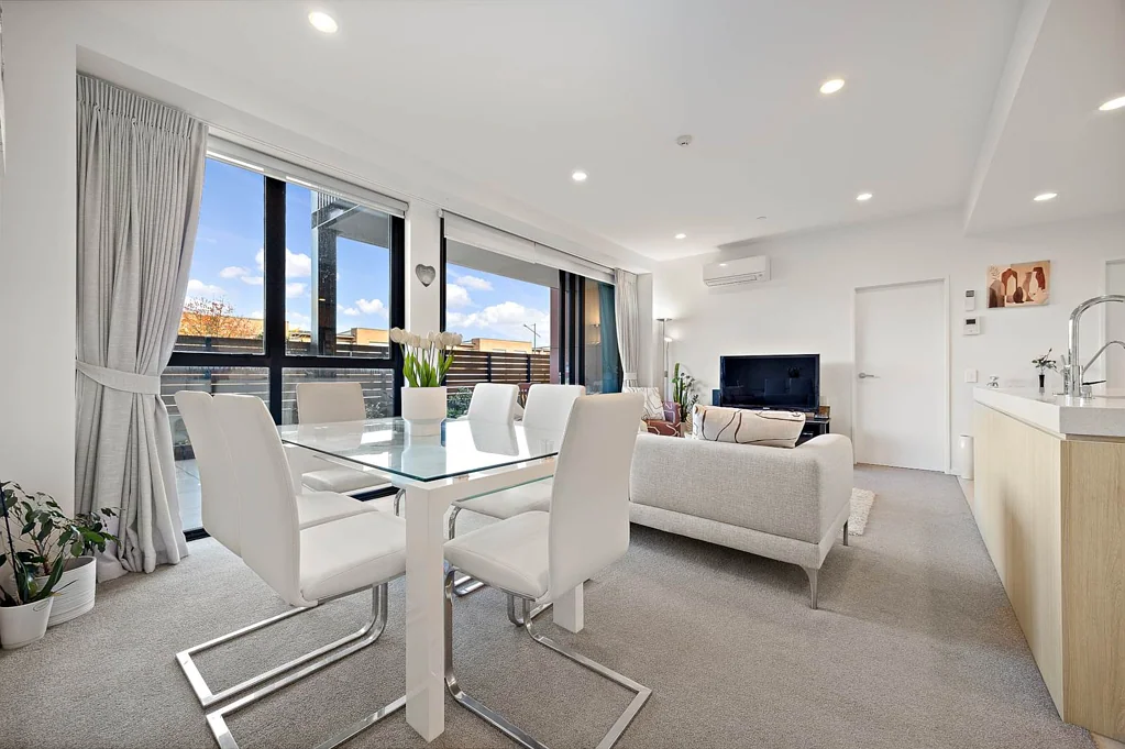 Stonefields 2कमरा Enquiries over $1,000,000