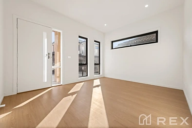 2 Shan Place, Hampton Park, VIC 3976, 3 Bedrooms, 2 Bathrooms, Townhouse