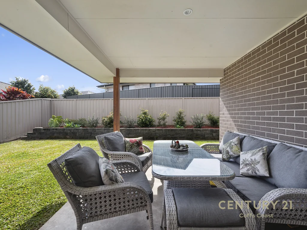 13 Stingray Creek Road, Moonee Beach, NSW 2450