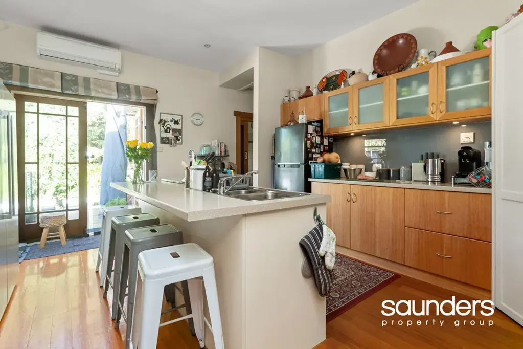 West Launceston 3Kwarto Charming 1938 Period Home with Great Views