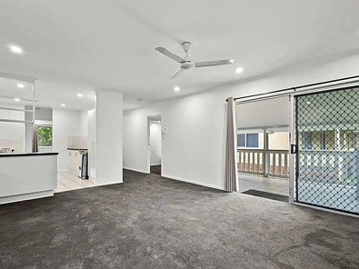 92 Birch Street, Manunda, QLD 4870, 4 phòng ngủ, 1 phòng tắm, House