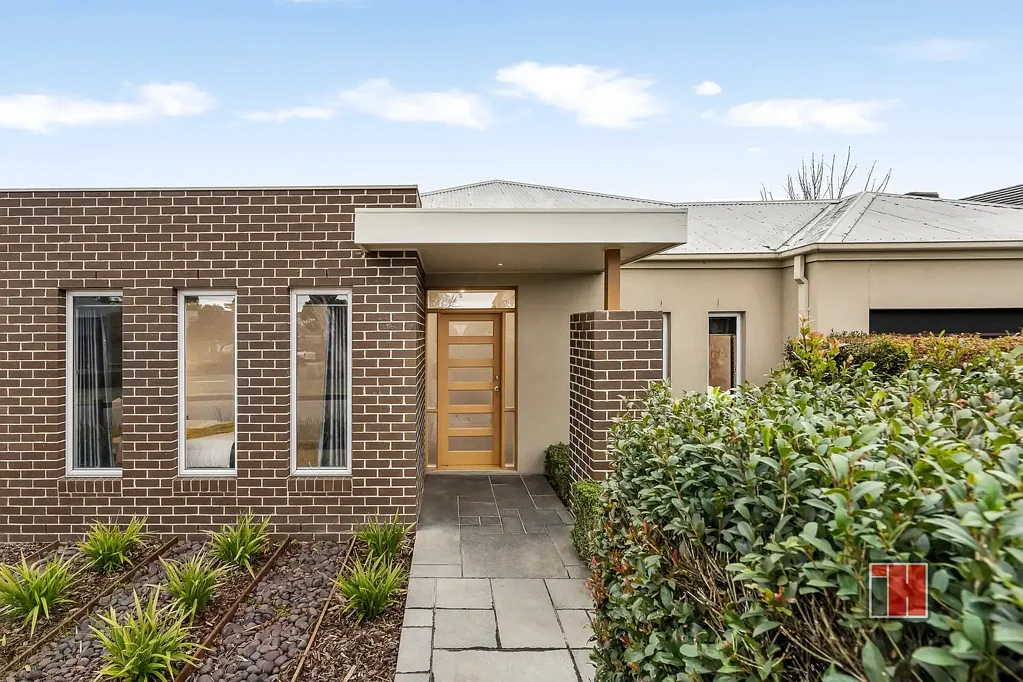 Mernda 4બેડરૂમ Stylish Family Living in Mernda