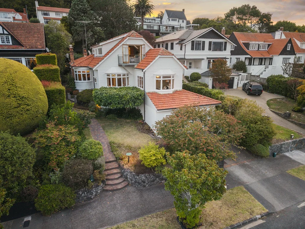 Remuera 5 Bedroom Owner has purchased. Ignore previous pricing