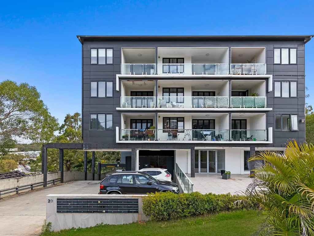 Mount Gravatt East 2 Bedroom MODERN LIVING IN THE HEART OF MOUNT GRAVATT EAST