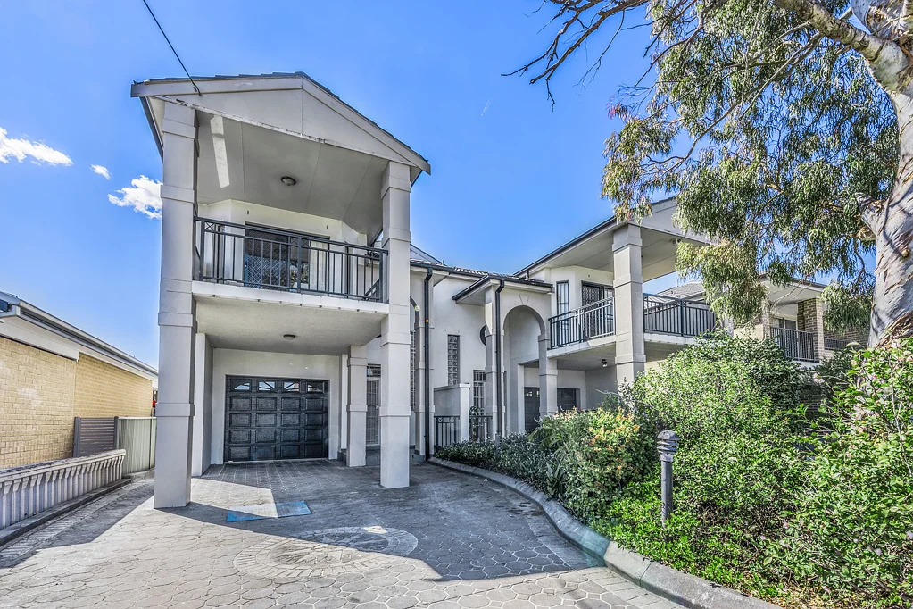 Modern Duplex