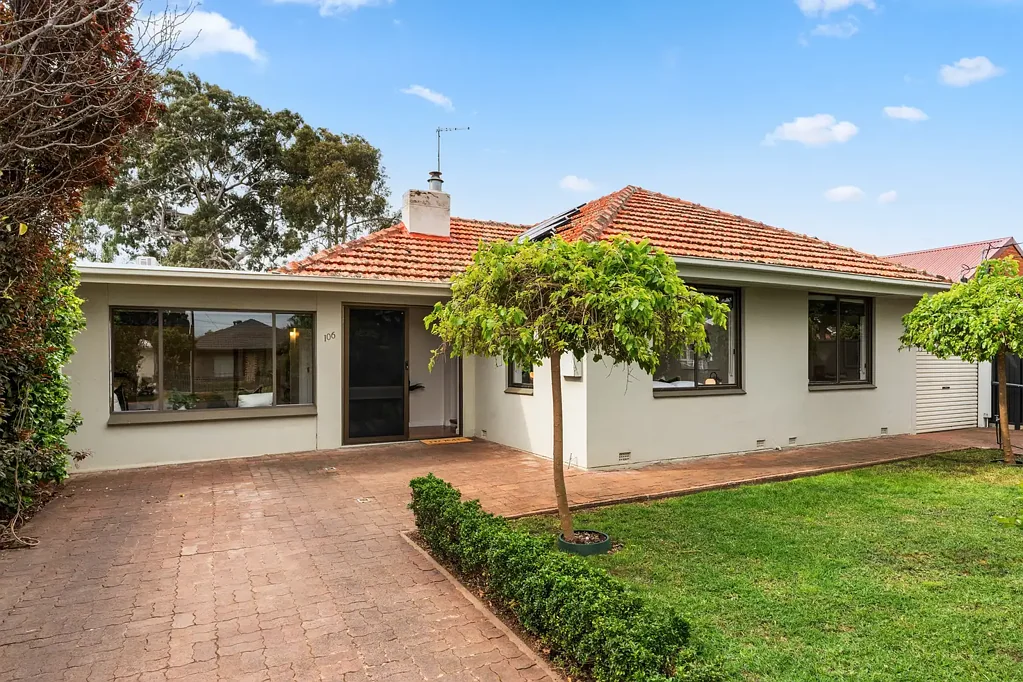 Melrose Park 5Kwarto Solidly Built, Family Sized and Position Perfect.