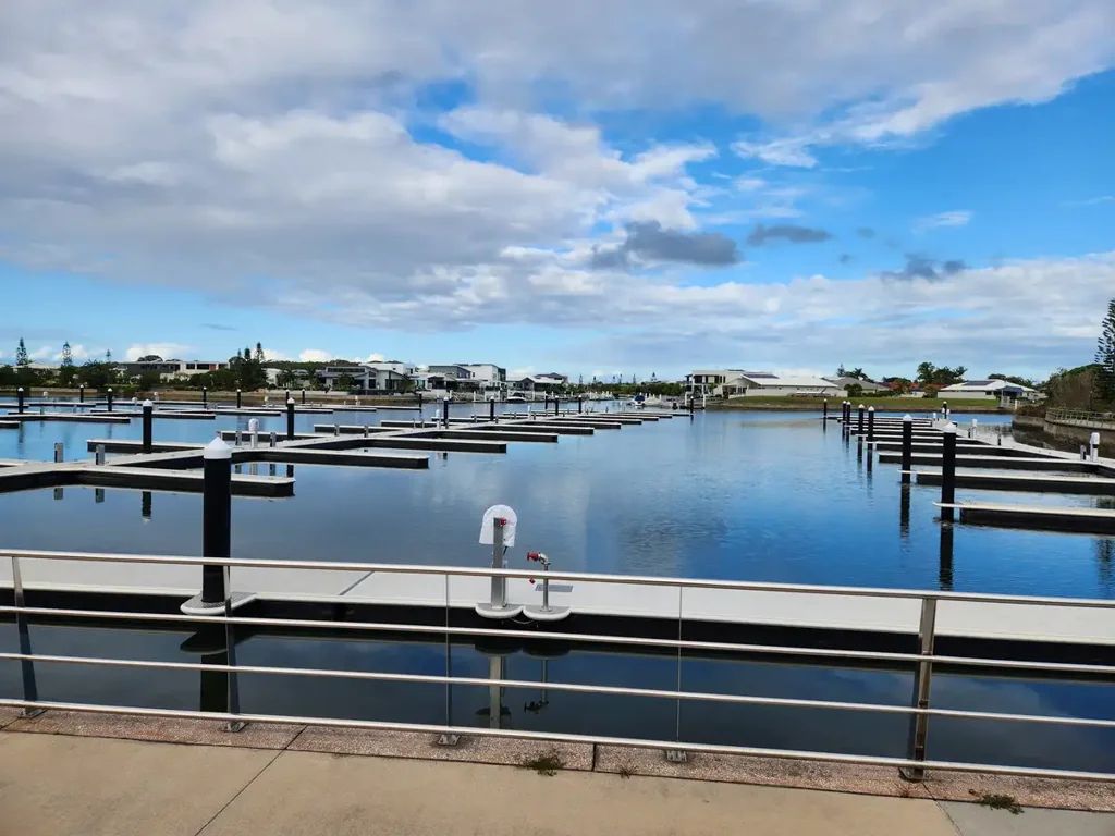 Pelican Waters 4Phòng ngủ TURNKEY BUILD! House & Land Opportunity - Live on the Water!