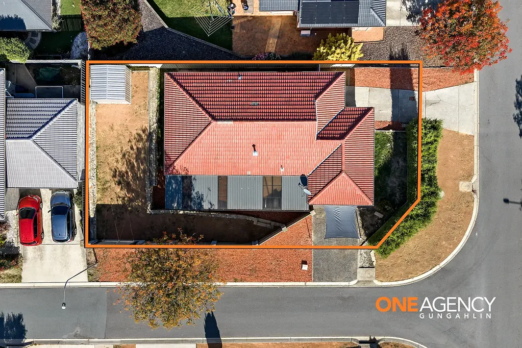 Ngunnawal 3ห้องนอน Renovated living with elevated appeal