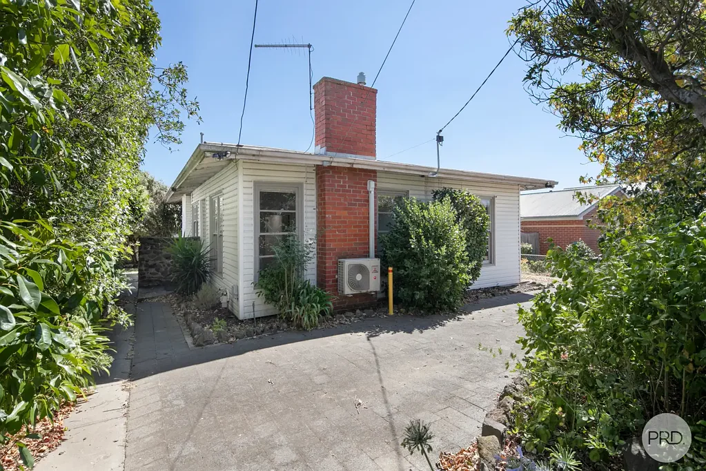 EXTREMELY TIDY 3-BEDROOM HOME