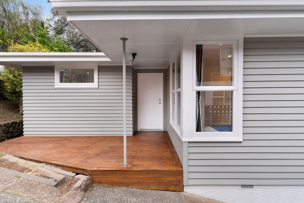 576 Glenfield Road, Glenfield, North Shore City, Auckland
