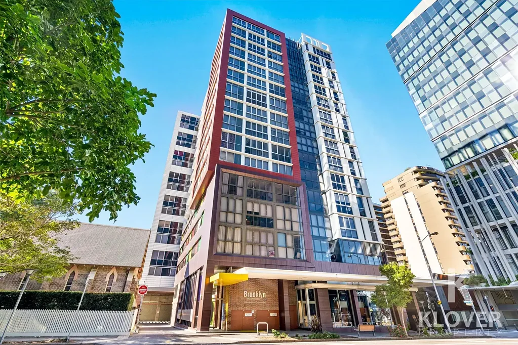 Fortitude Valley 2房 步行至James Street 大型岛屿厨房 主卧带私人套间 开放式生活区 邻近Gasworks Plaza 住户泳池健身房 安全车辆停放 The Floorplan Everyone Wants, The Location Everyone Loves!