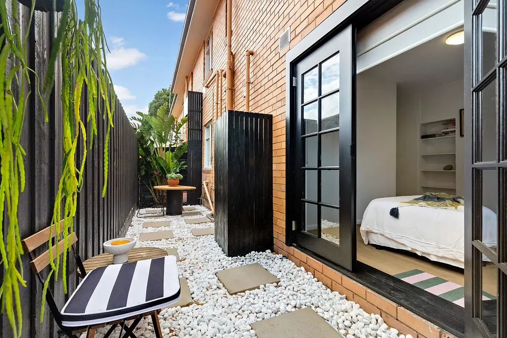 Elwood 2ห้องนอน Indoor-outdoor space to adore in a block of just 4