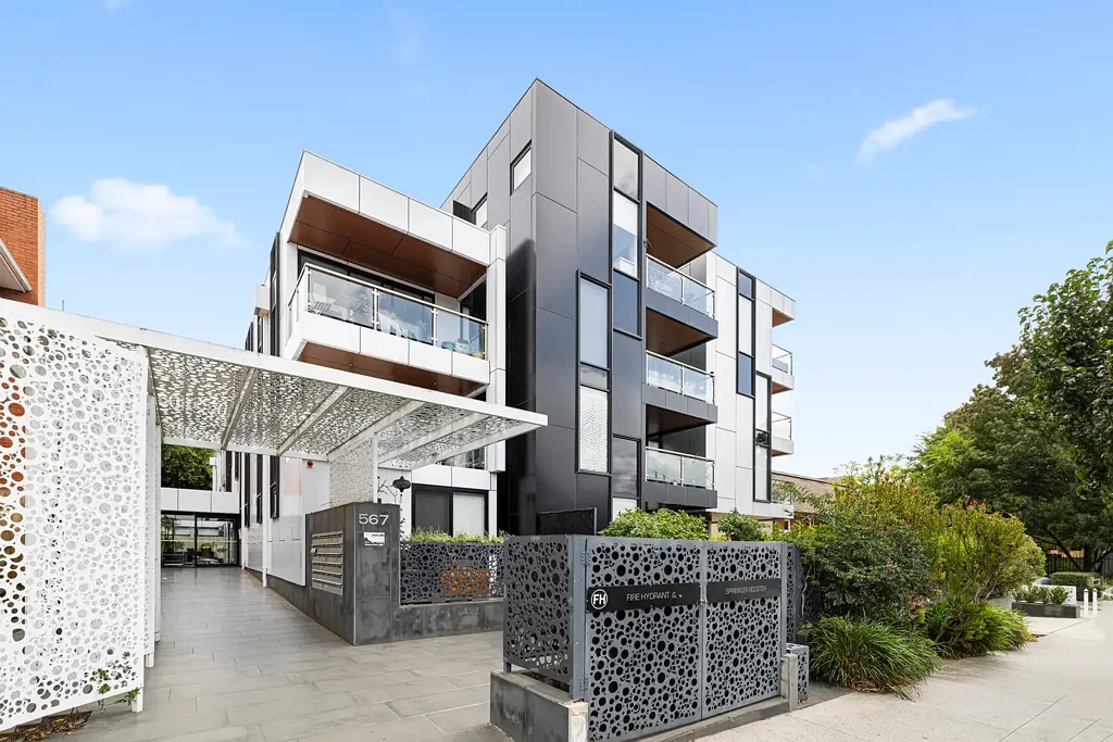Spacious Two-Bedroom Apartment in Prime Hawthorn Location