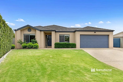 Echuca 4Kwarto Exceptional Family Living with a Poolside Lifestyle