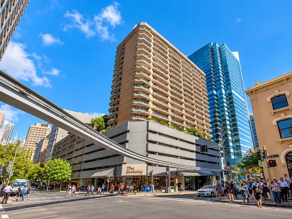 BERKELEY APARTMENTS | BRIGHT CITY LIVING