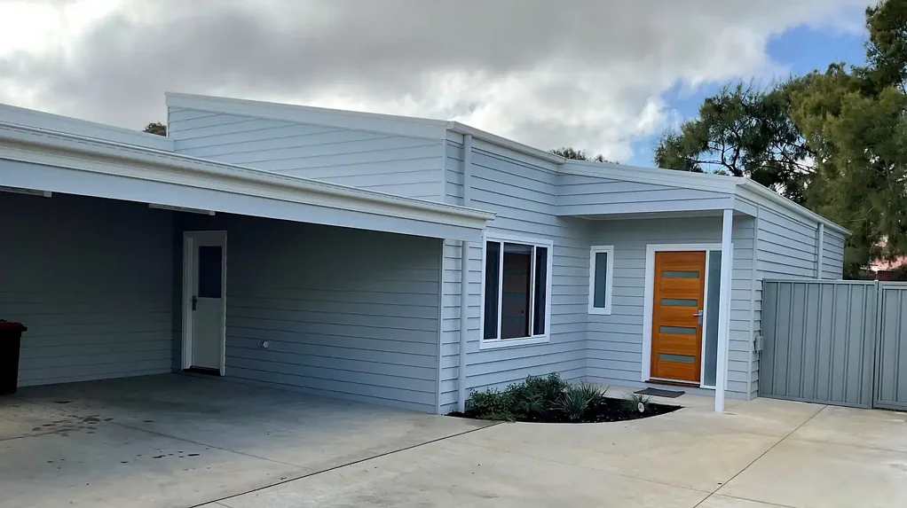 Modern 3-Bedroom Townhouse