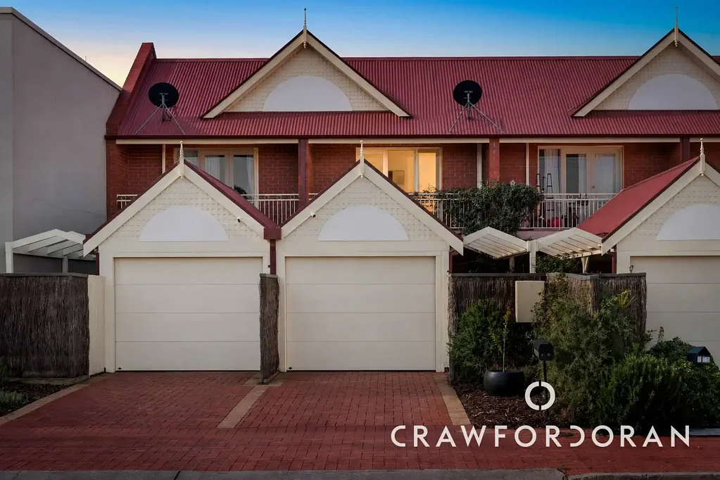 Brompton 2બેડરૂમ Modern Townhouse Living Meets Brompton's Lifestyle Buzz
