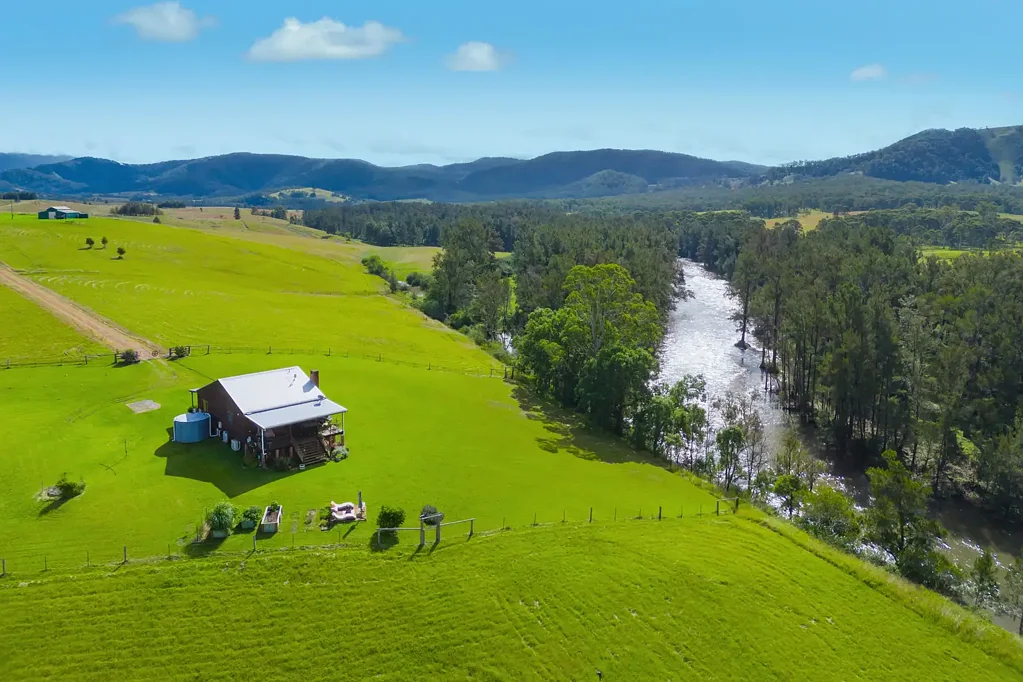 6290 Oxley Highway, Yarras, NSW 2446
