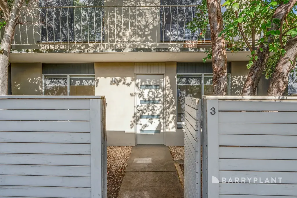 Belmont 1ਬੈੱਡਰੂਮ Bright, Low-Maintenance Living in a Convenient Belmont Location