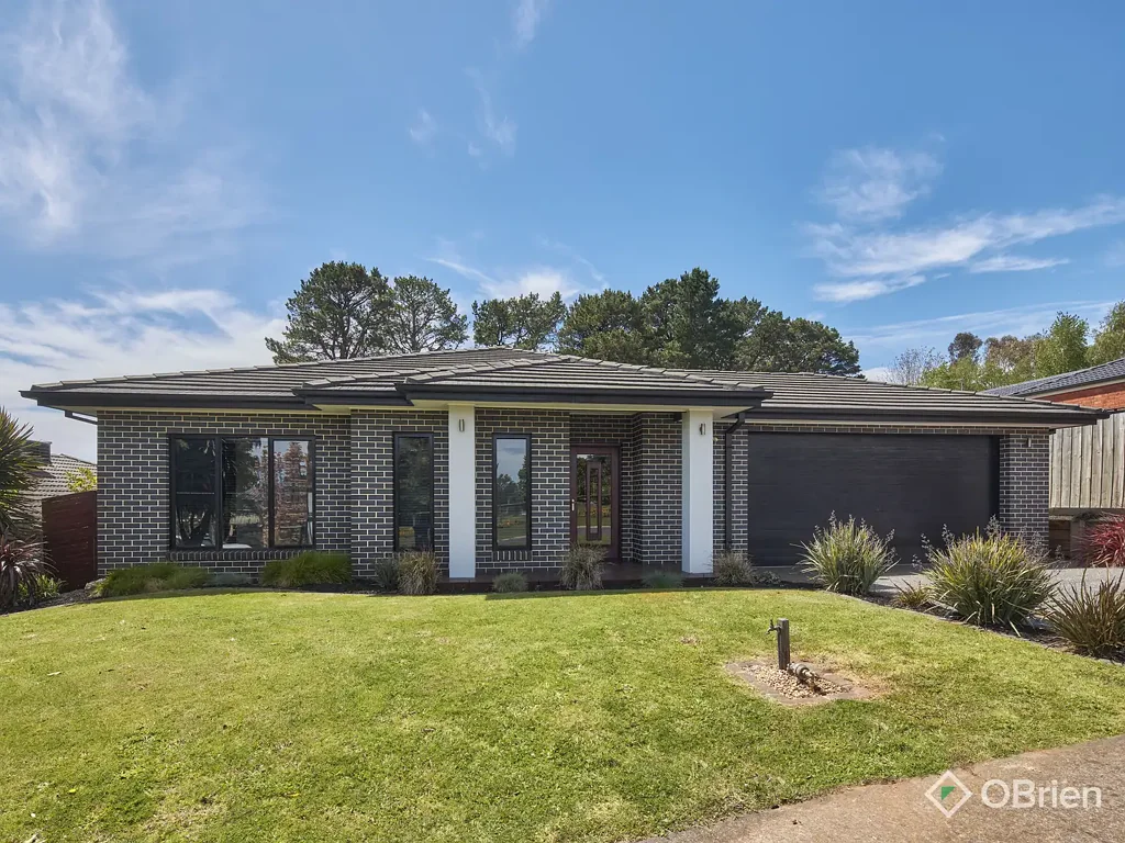 21 Davey Drive, Drouin, VIC 3818