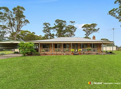Catherine Field 3chambre Prime 5 Acres With Future Capital Gain!
