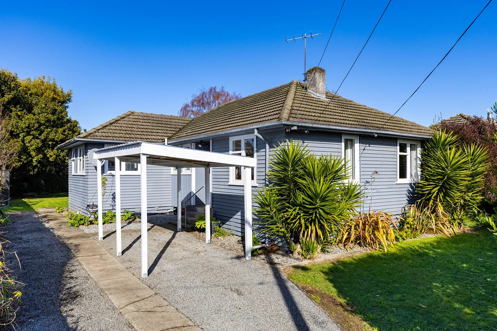 Riversdale 3Kwarto Vendor relocating, solid home, great entry point