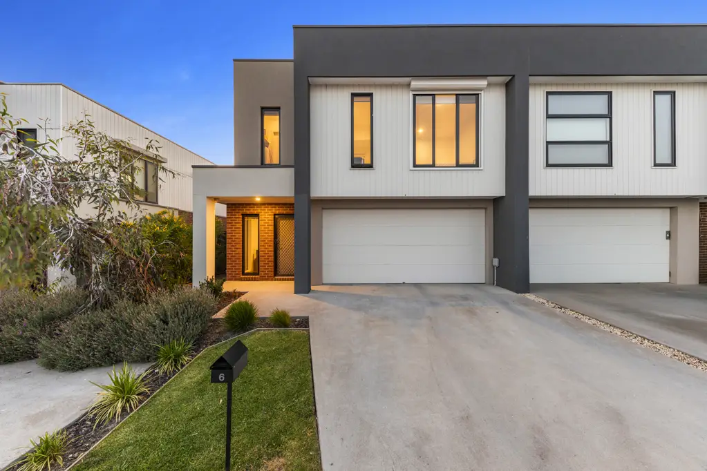 6 Pennine Circuit, Officer, VIC 3809