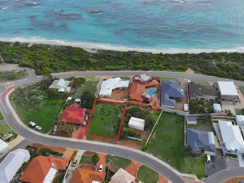 22 Smugglers Pass, Drummond Cove, WA 6532