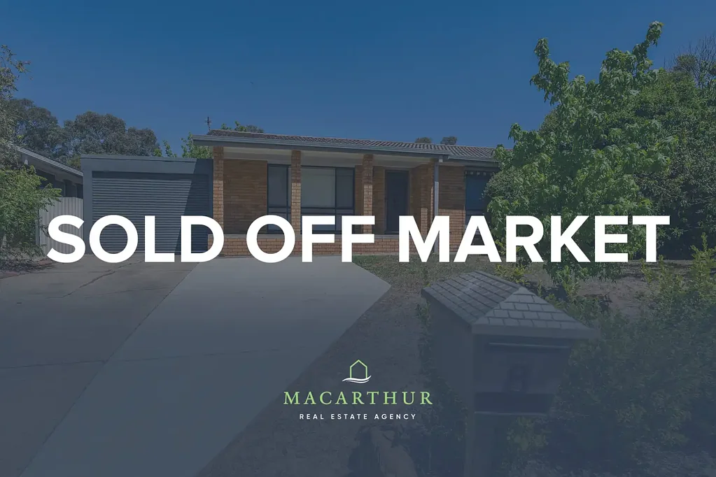 8 Pinaroo Drive, Glenfield Park, NSW 2650