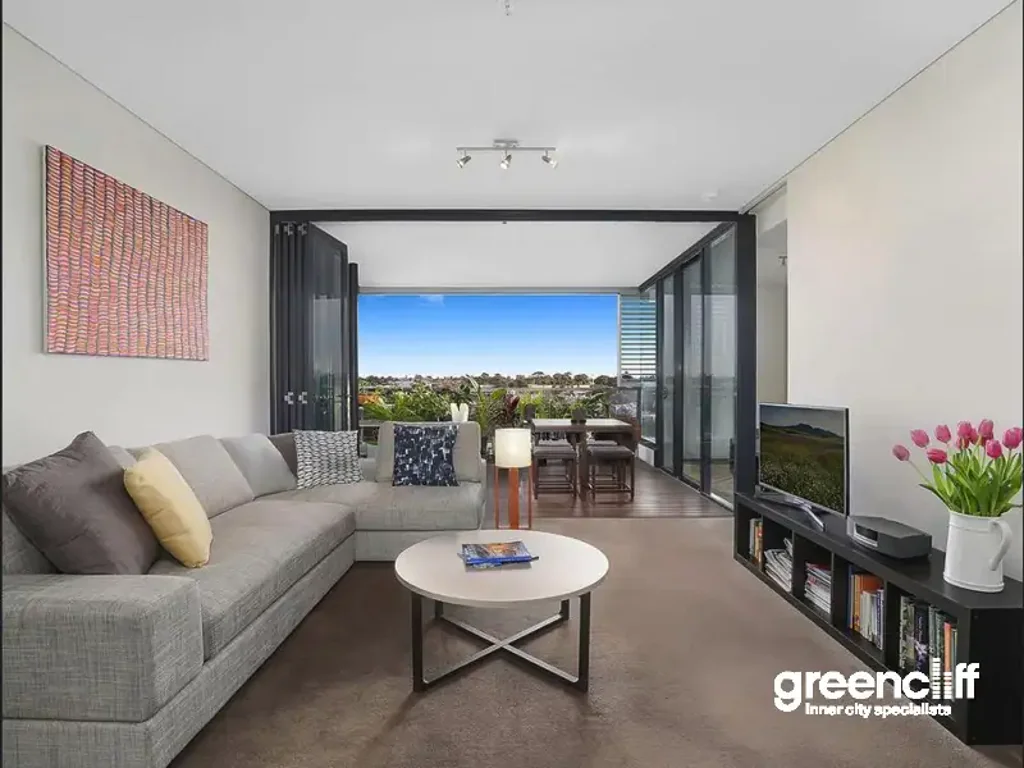TRIO - ONE BEDROOM APARTMENT AVAILABLE WITH PARKING