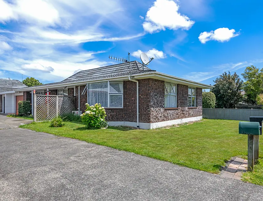 24 Geraldine Crescent, Cloverlea, Palmerston North City, 3 રૂમ, 1 બાથરૂમ, House